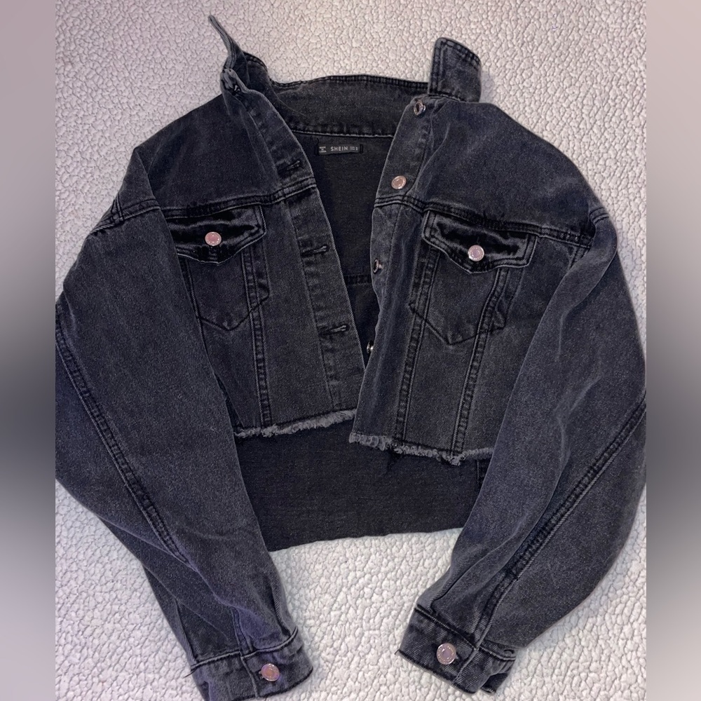 SHEIN Women’s Cropped Black Jean Jacket!